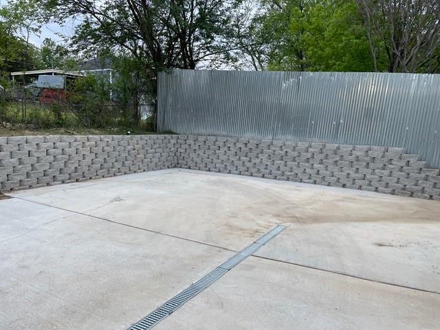 Building Photo - 2513 Childs St