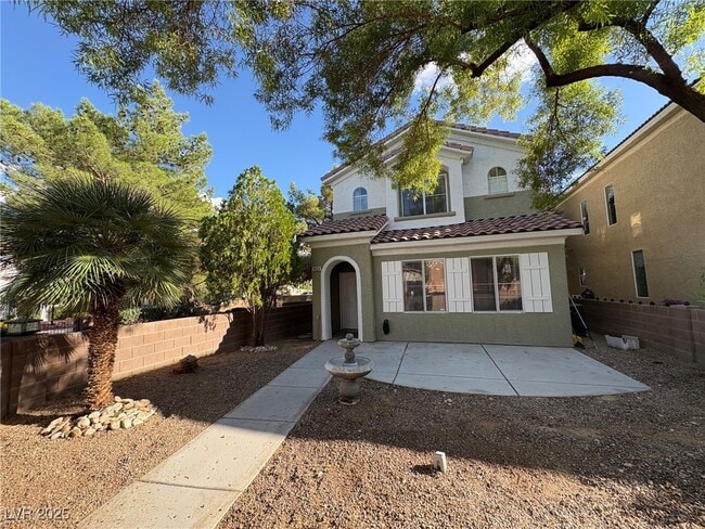 Primary Photo - 9904 Via Delores Ave