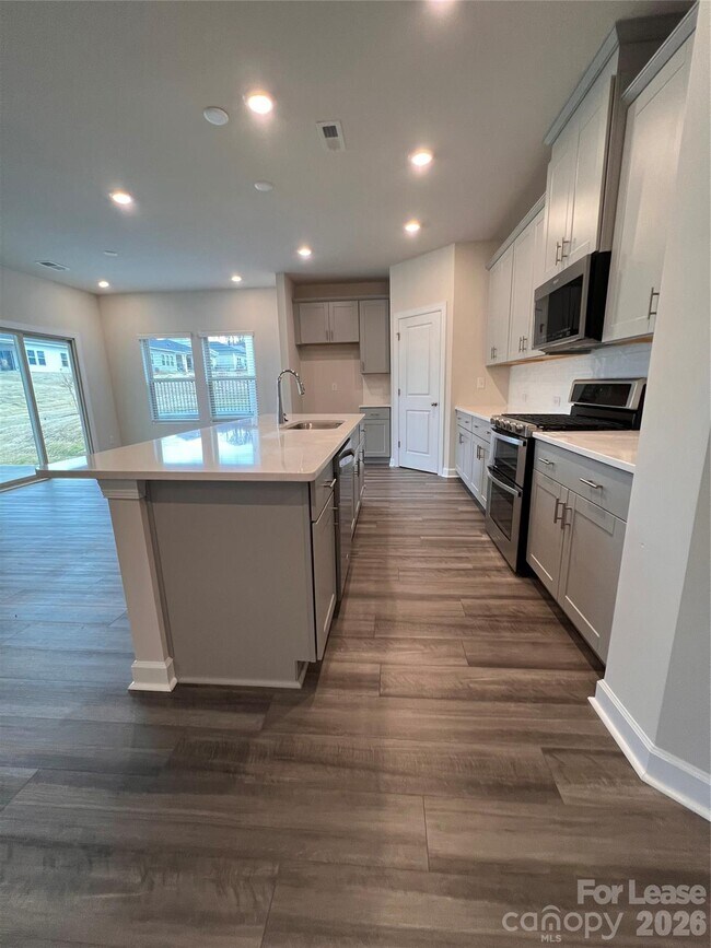 Building Photo - 9850 Festival Wy