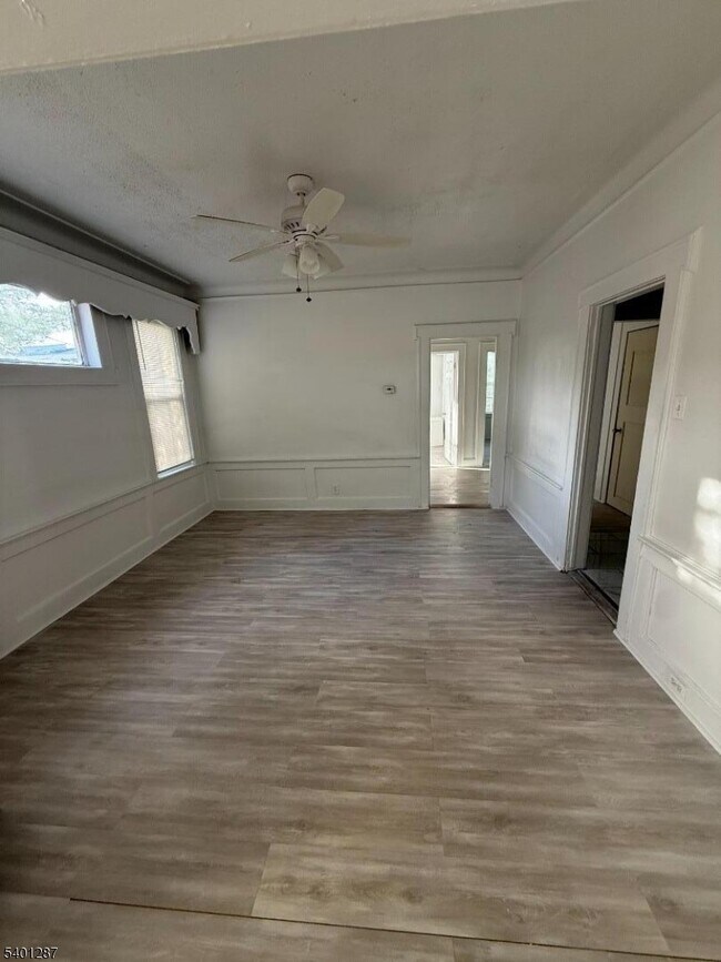 Building Photo - 85 Sunnyside Terrace