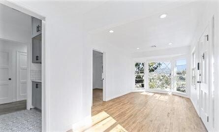 LR w/o furniture - 1345 Cambridge Dr