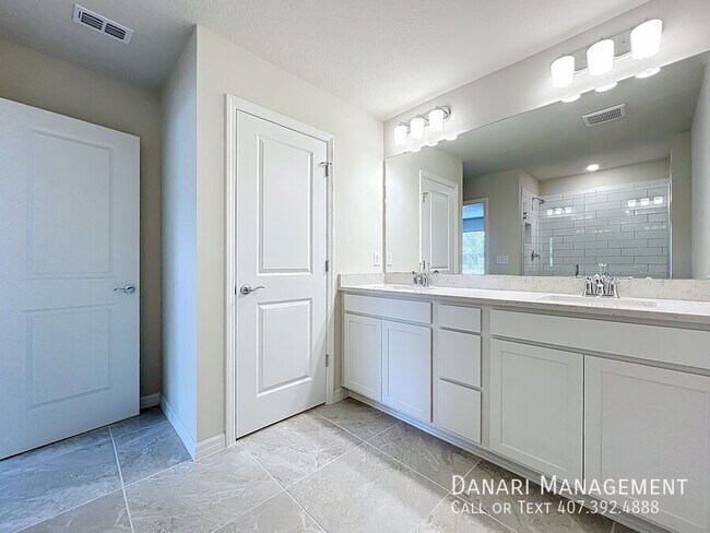 Building Photo - 431 Meadowland Pt