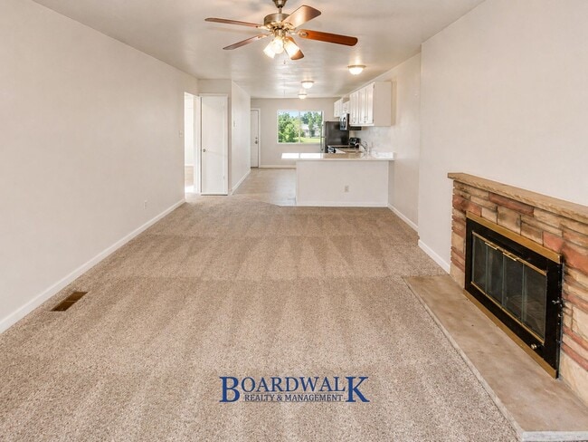 Building Photo - 325 Baird Cir