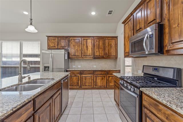 Building Photo - 10868 Sedalia Dr