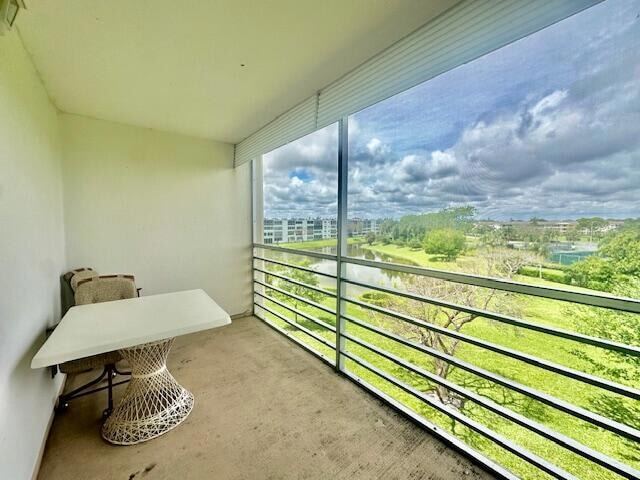 Building Photo - 4014 Newcastle A