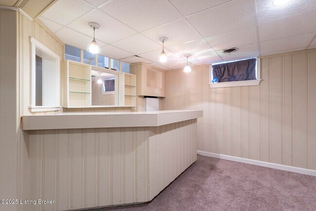 Building Photo - 3725 Warner Ave