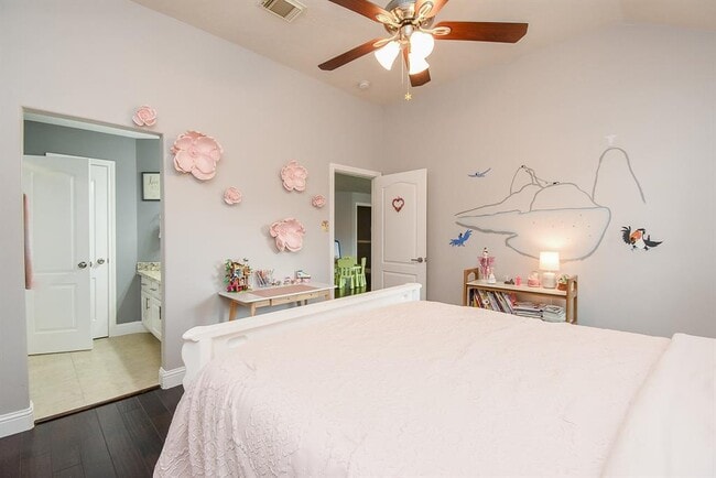 Building Photo - 4134 Starboard Shores Dr