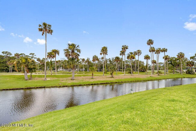Building Photo - 400 Sandiron Cir