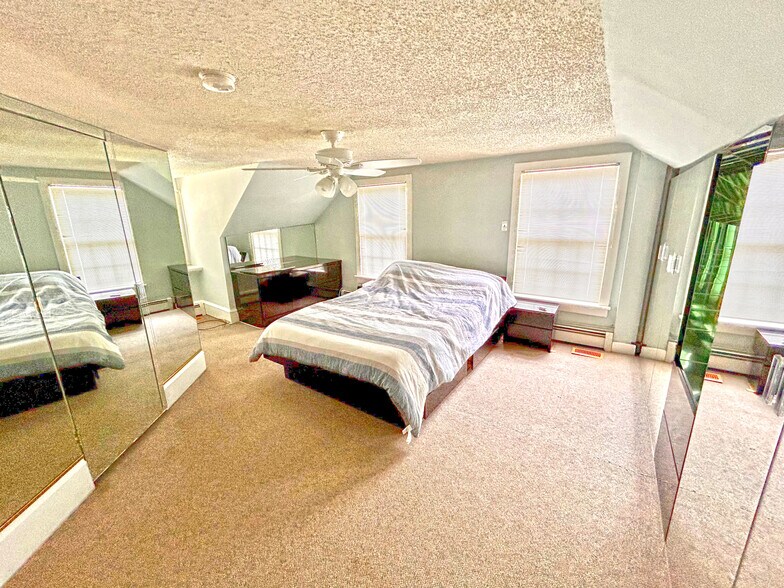 2nd Level Master Suite - 18 GROVE