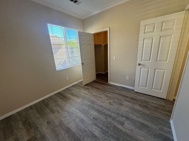 Building Photo - Charming 3-Bedroom Coastal Retreat