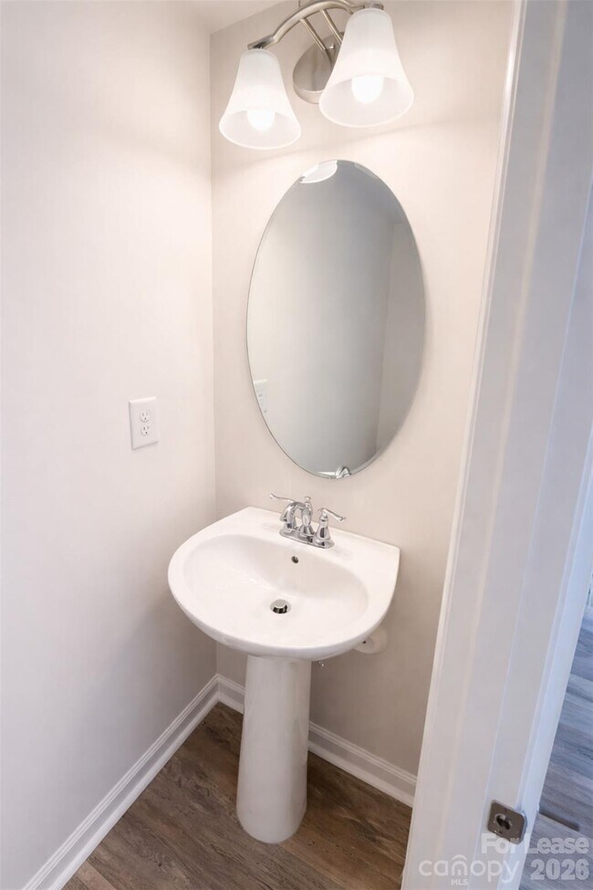 Building Photo - 3014 Potomac River Pkwy