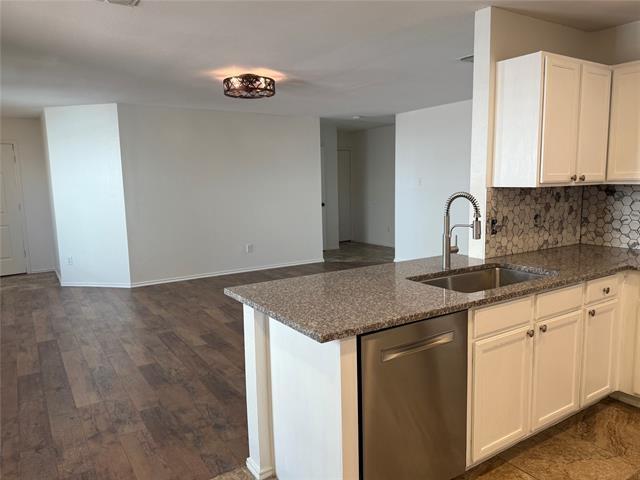 Building Photo - 605 Lewis Canyon Ln