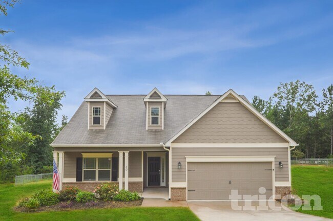 Building Photo - 30 Fernwood Ct