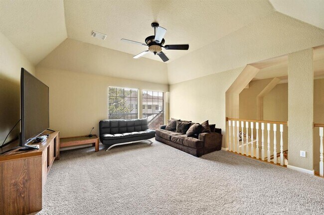 Building Photo - 3719 Emerald Falls Dr
