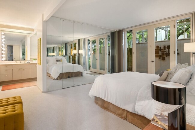 Building Photo - 3Bd/3.5Ba Mercer Island House