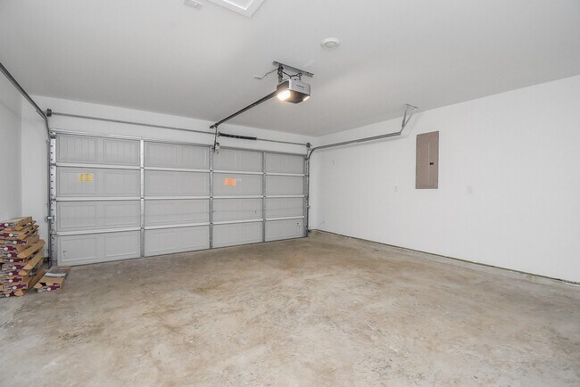 Building Photo - 5918 Havana Mist Dr