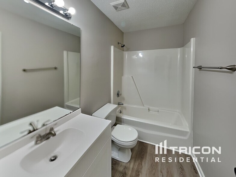 Building Photo - 4613 Jacquelyne Dr