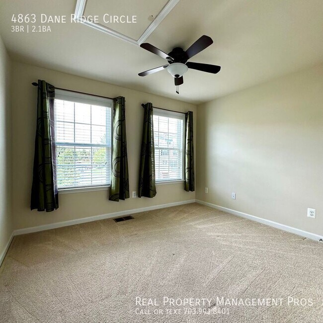 Building Photo - 4863 Dane Ridge Cir