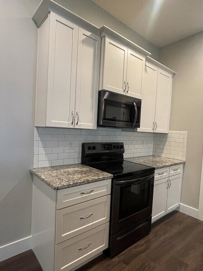 Building Photo - "Charming 4-Bedroom Retreat in Anderson with Spacious 1760 Sq Ft Layout - Your Perfect Home Awaits!"