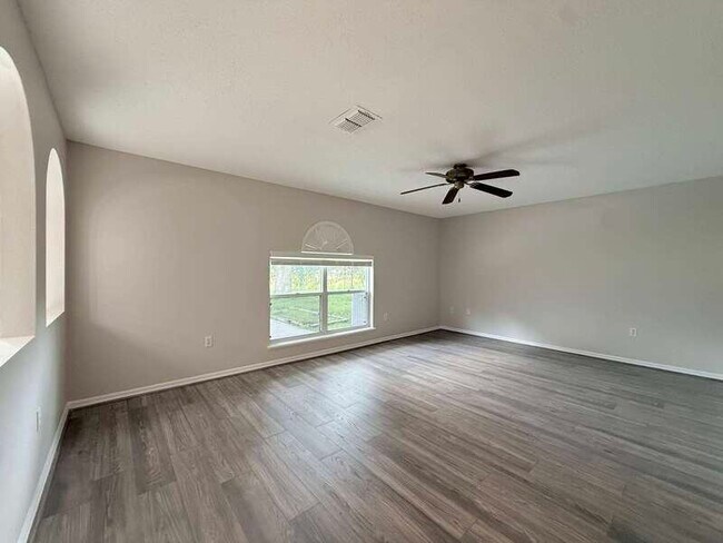 Building Photo - 13046 Waterbourne Dr