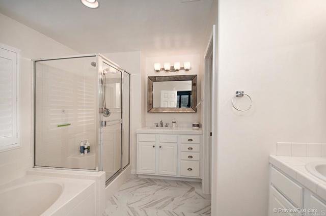 Building Photo - 6419 Alexandri Cir