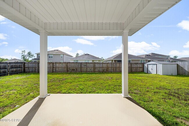 Building Photo - 5832 Viking