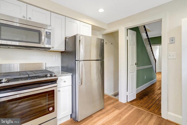 Building Photo - 225 S Payne St