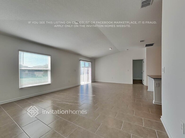 Building Photo - 4060 Tug Hl Ln