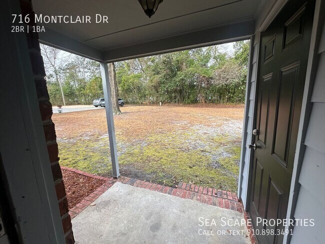 Building Photo - 716 Montclair Dr