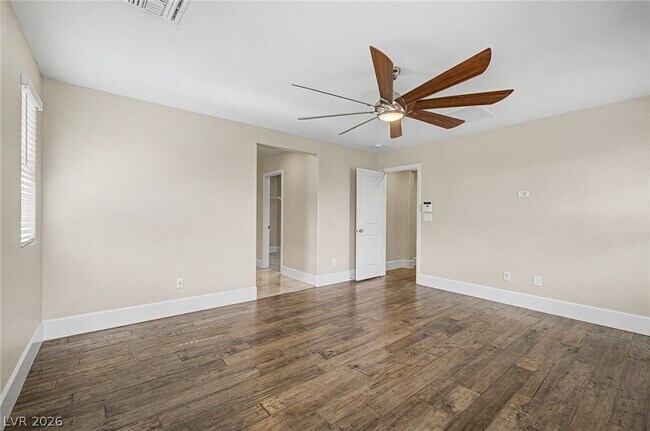 Building Photo - 5485 Bristol Grove Ln