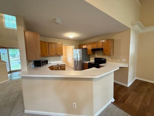 Building Photo - 211 Swansboro Dr