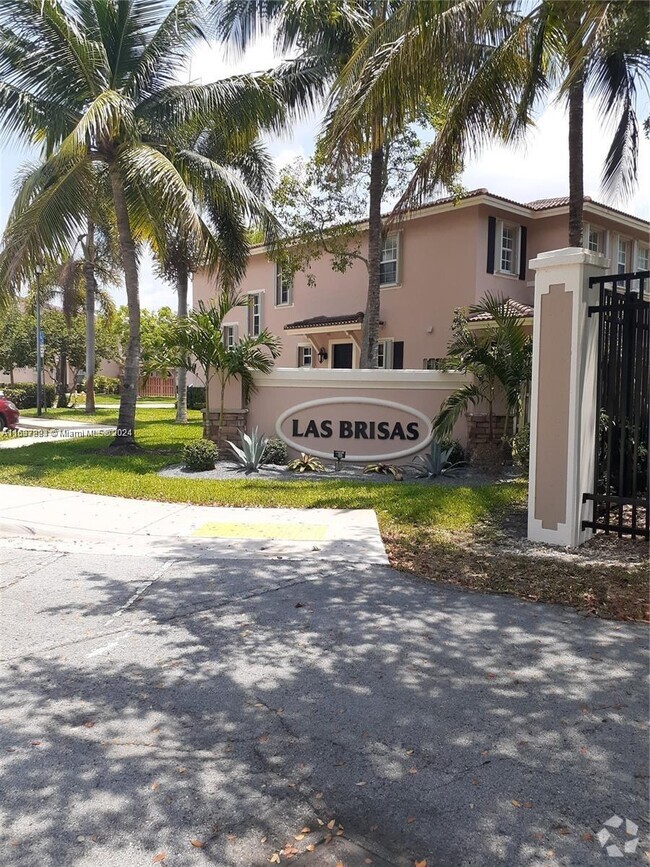 Building Photo - 266 Las Brisas Cir