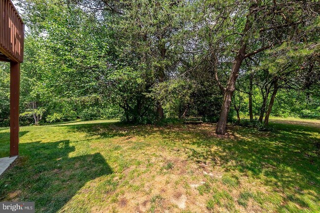 Building Photo - 1122 Tristram Cir