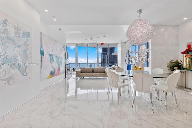 Building Photo - 17475 Collins Ave