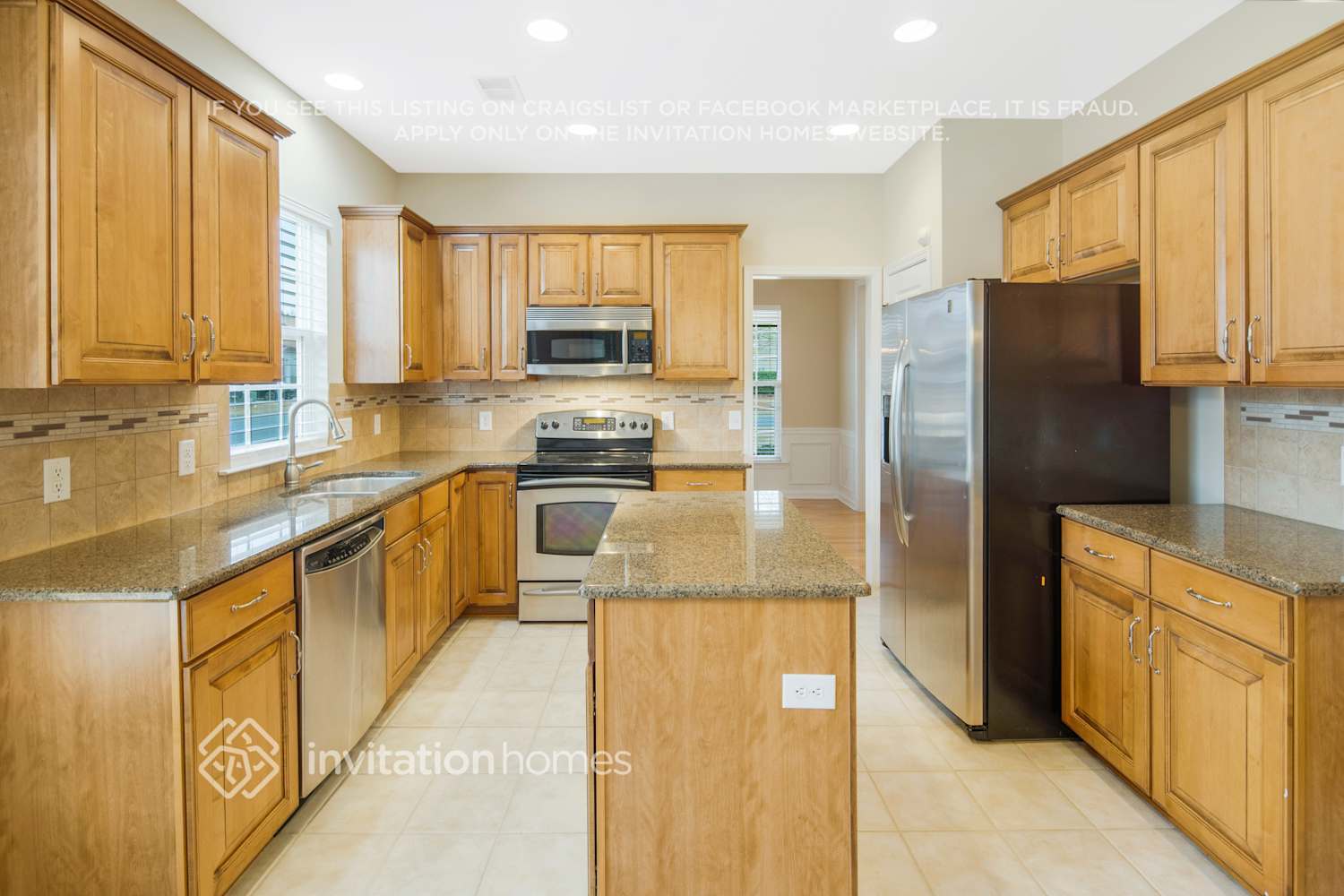 Building Photo - 6204 Woodland Commons Dr