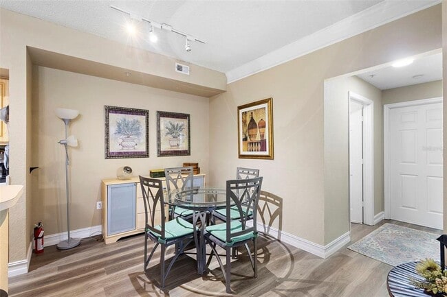Building Photo - 13016 Plantation Park Cir