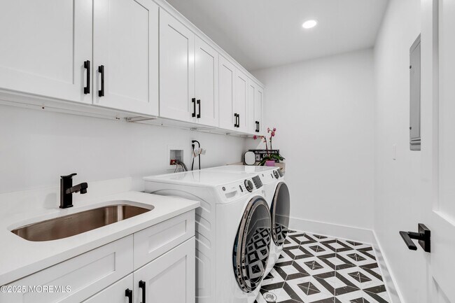 Building Photo - 40 Seaview Ave