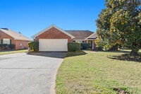 Building Photo - 314 Taylor Cir