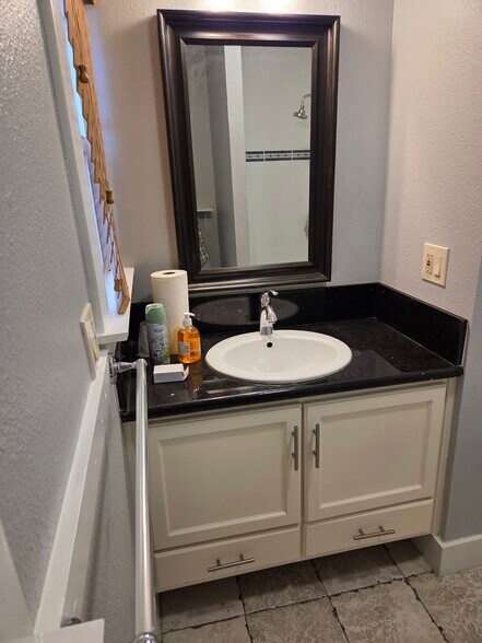 Building Photo - 2223 Terrace Heights Ave