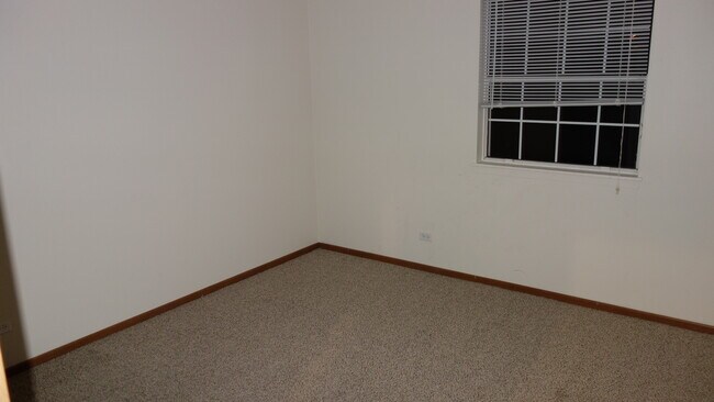 Master Bedroom - 36 Gant Cir