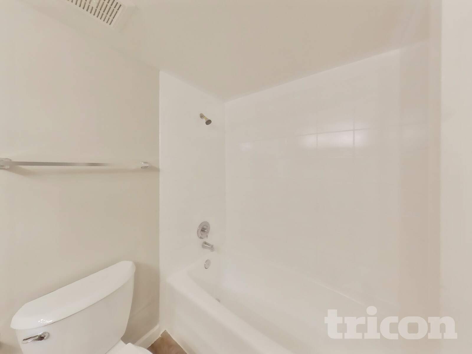 Building Photo - 904 W Yale Dr