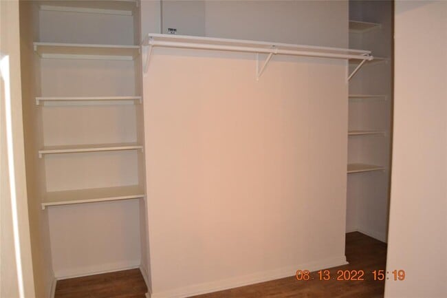 Building Photo - 4007 Sand Terrace Dr