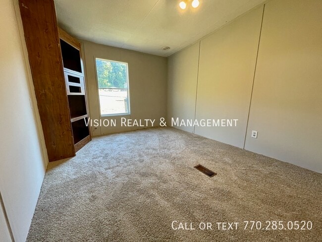 Building Photo - 25 Watercrest Ln