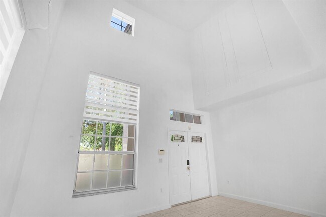 Building Photo - 9002 SW 214 LN