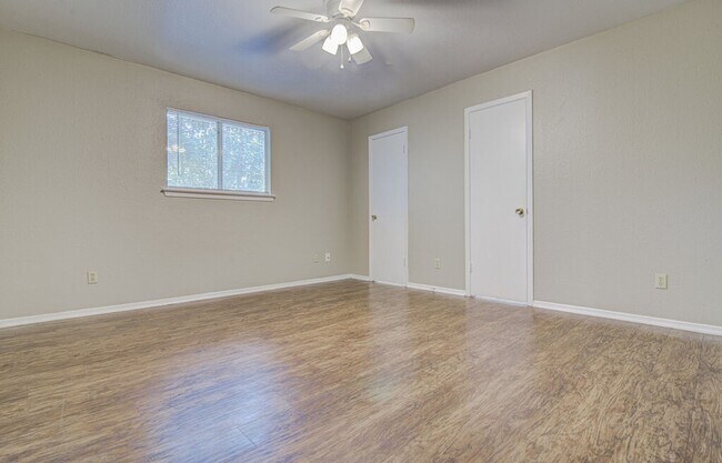 Building Photo - 819 Sirocco Dr