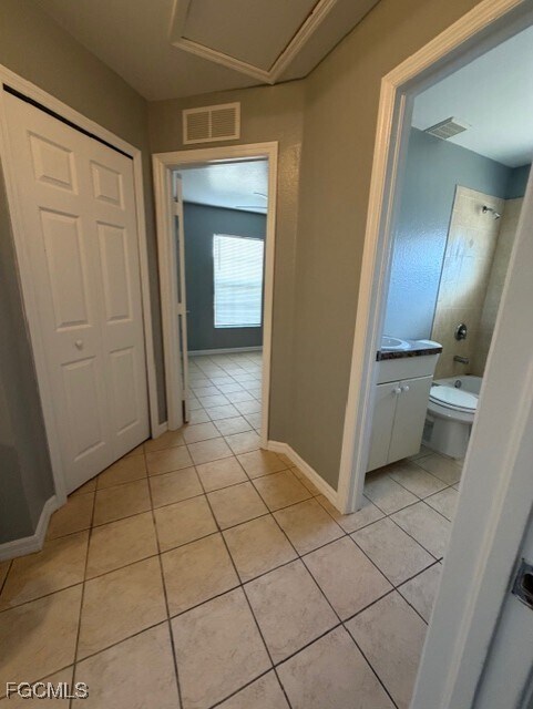 Building Photo - 4533 26th St SW