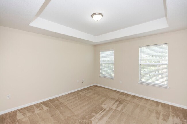 Building Photo - 3-story, 3/3.5, updated, townhome in the heart of Baldwin Park!