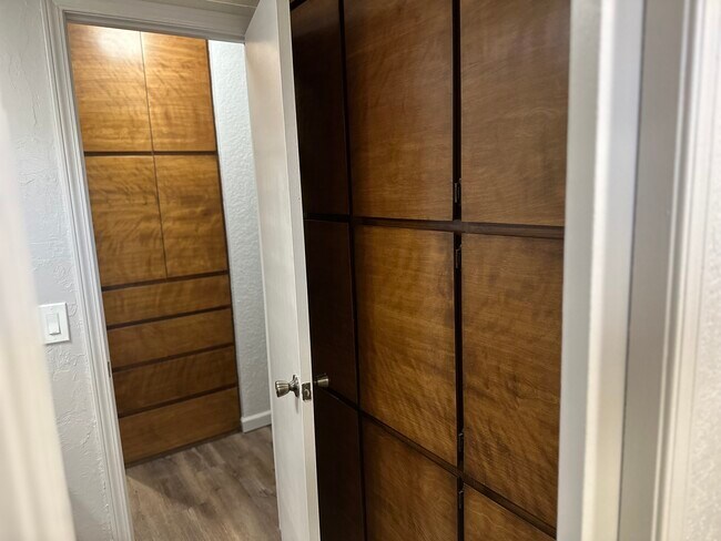 Building Photo - 10309 Harvest Moon Ave