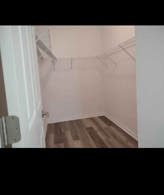 Building Photo - 2448 Blackburn Cir