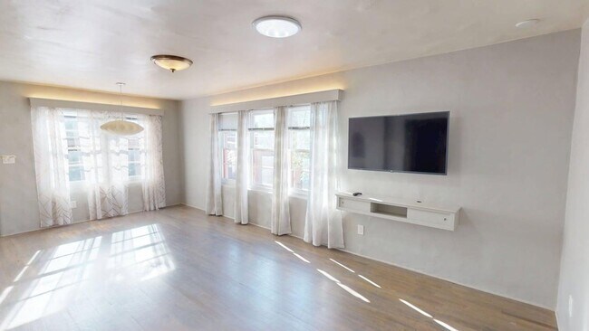 Building Photo - This historic South Capitol home with incr...